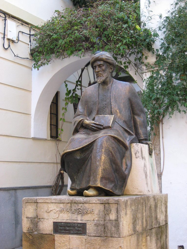 Moses%20Maimonides%20monument%2C%20Cordoba.jpg